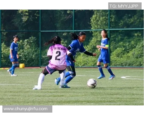 武汉足球队进攻体系解析:战术创新与团队协作的完美结合 武汉足球队进攻体系解析:战术创新与团队协作的完美结合