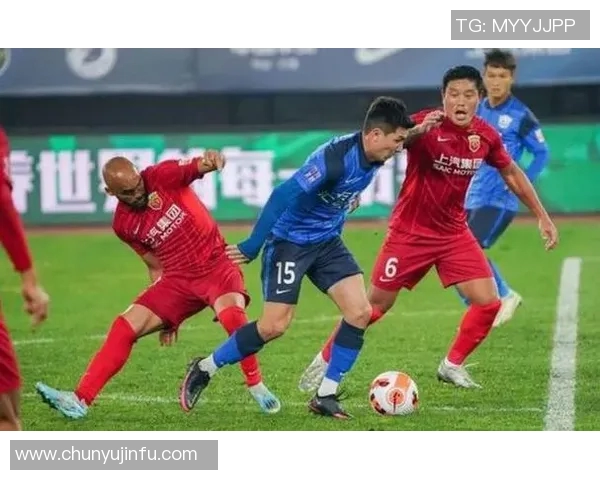 武汉羽毛球队在邀请赛中以55分稳居积分榜首位展现强劲实力