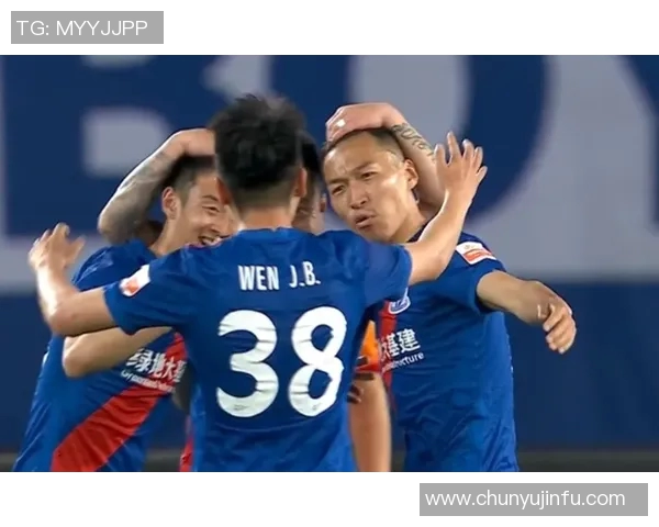 武汉篮球队耐力争议引发热议球迷与专家的观点碰撞分析 武汉篮球队耐力争议引发热议球迷与专家的观点碰撞分析